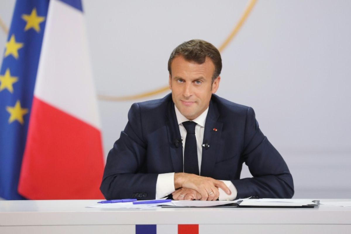 Ces paroles oubliées des Gilets jaunes remontent sur les planches