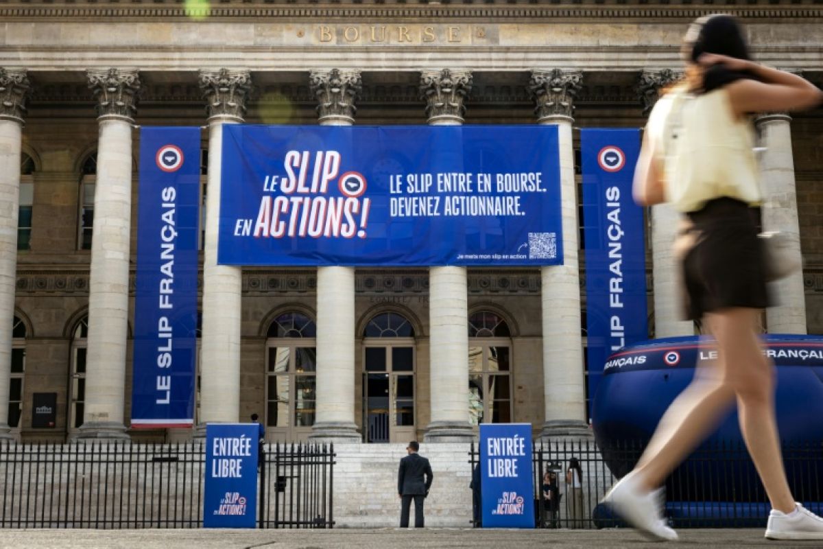 Le Slip français réussit son pari boursier malgré la tempête textile