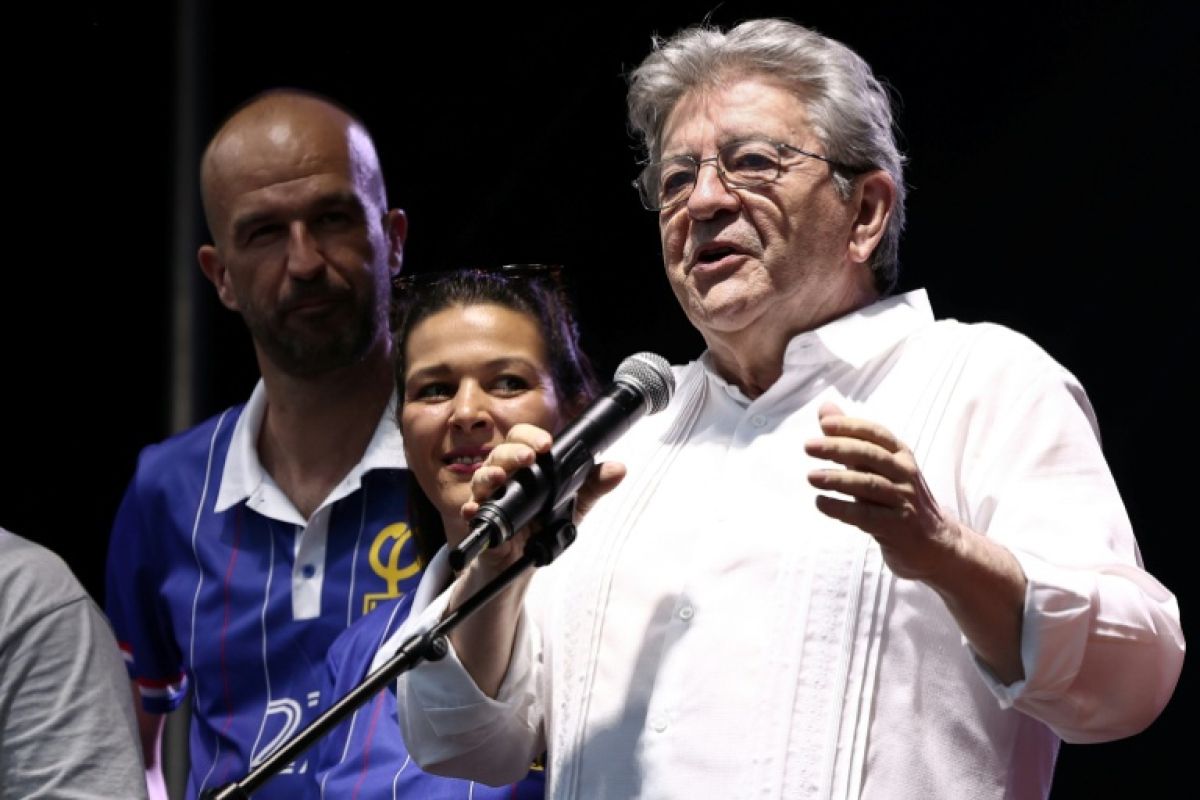 Mélenchon assure qu'il peut sortir le RN dès le premier tour