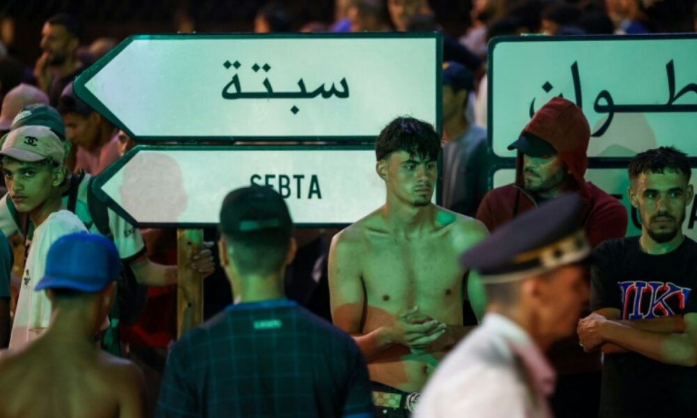 Neuf morts dans la ruée des jeunes Marocains vers Ceuta