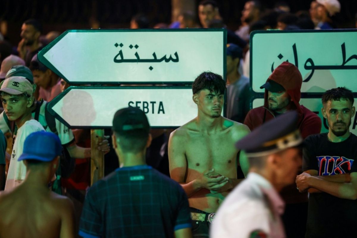 Neuf morts dans la ruée des jeunes Marocains vers Ceuta