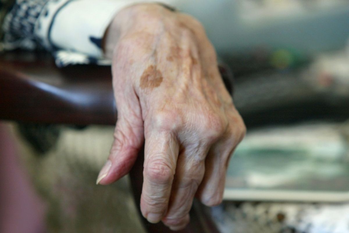 Près de la moitié des cas de démence pourraient être évités en changeant ces habitudes