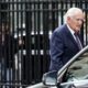 Accident à Paris un motard gravement blessé accuse l'ancien Premier ministre Raffarin de l'avoir laissé sur le bitume
