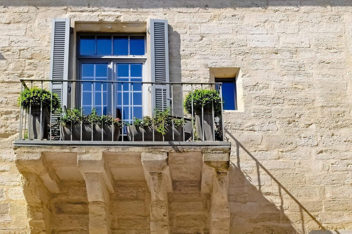 Balcon en copropriété ce que vous pouvez vraiment y faire