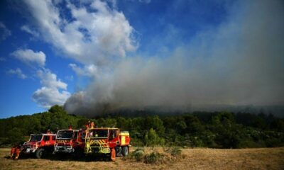 Le feu reprend de force dans l’Aude, le Premier ministre en première ligne