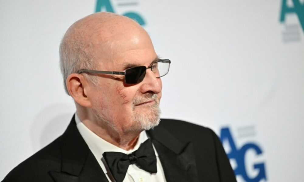 L'agresseur de Salman Rushdie reconnu coupable de terrorisme fédéral