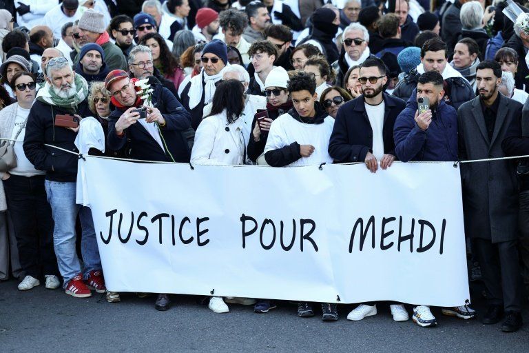 Quatre nouvelles arrestations dans l'enquête sur la mort de Mehdi Kessaci