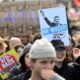 Erfurt sous tension 20 000 manifestants tentent de bloquer le congrès de l'extrême droite allemande
