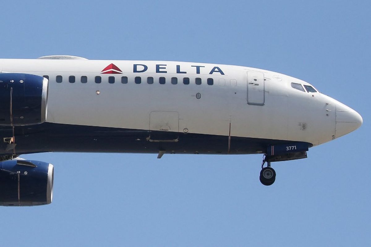 Delta Air Lines renoue avec les bénéfices en faisant payer ses passagers plus cher