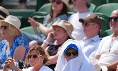 Wimbledon suffoque deux spectateurs s’effondrent sous la chaleur