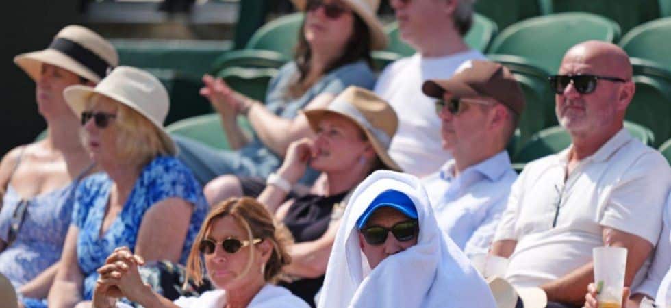 Wimbledon suffoque deux spectateurs s’effondrent sous la chaleur