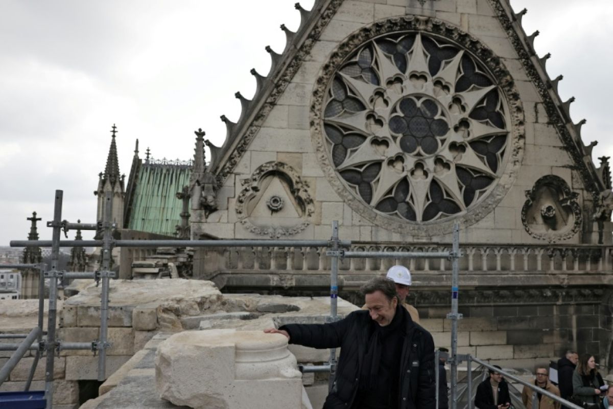 Stéphane Bern prend les rênes d’un chantier royal à Saint-Denis