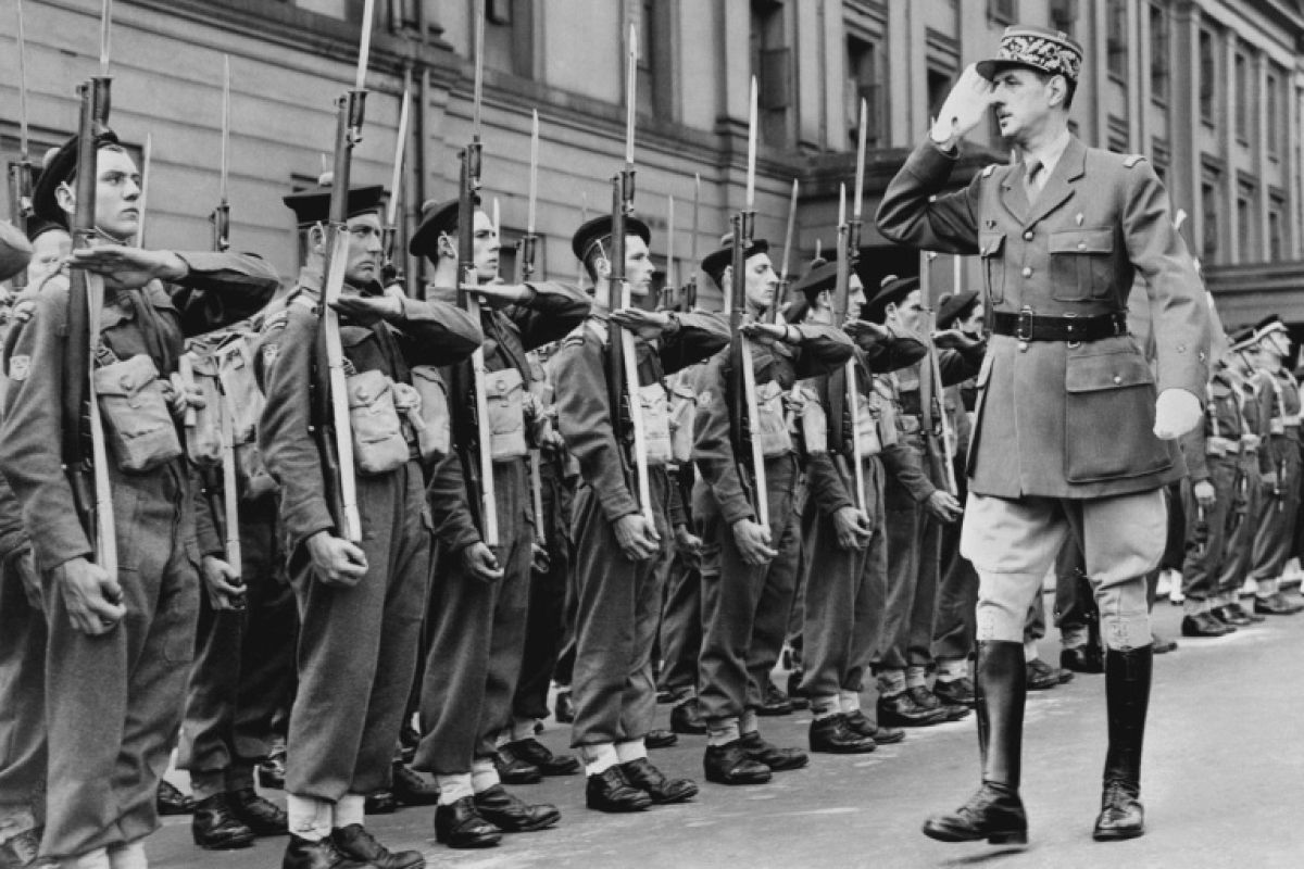 Pourquoi la gauche et la droite veulent toutes s'approprier De Gaulle