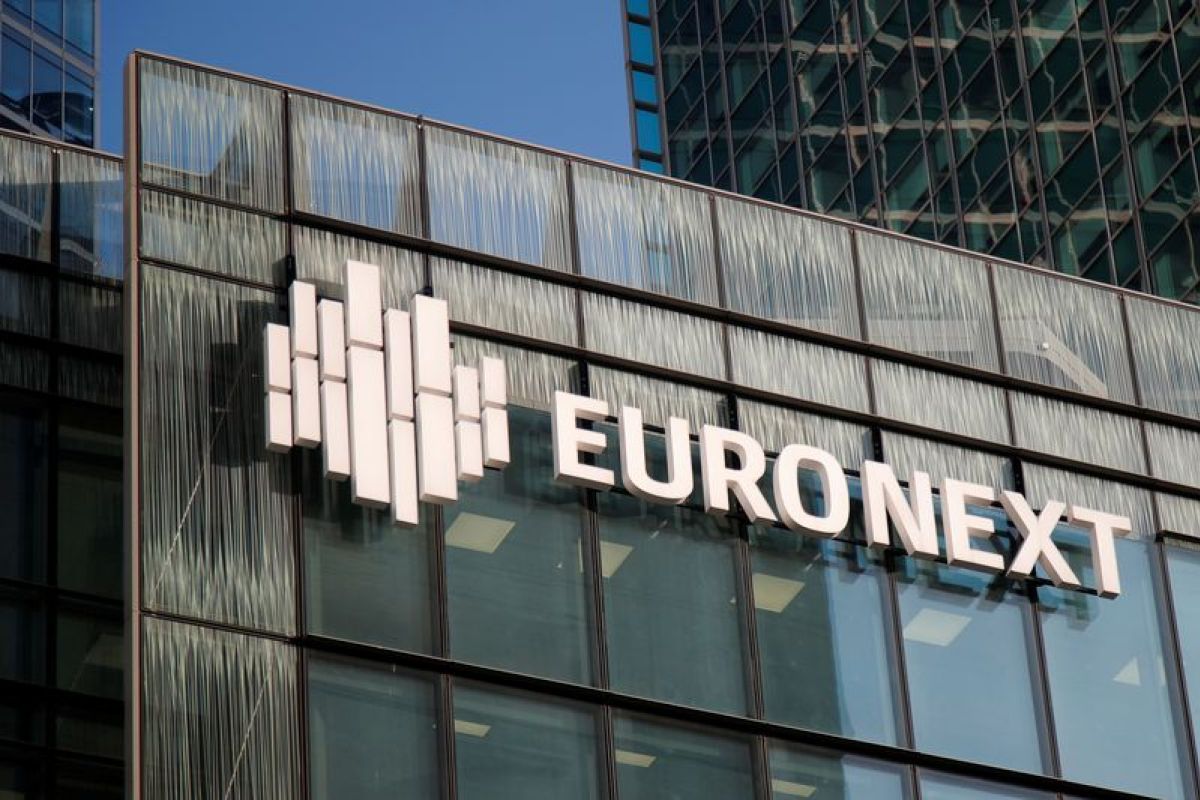 Les Bourses européennes hésitent entre tensions au Moyen-Orient et espoir sur l'IA