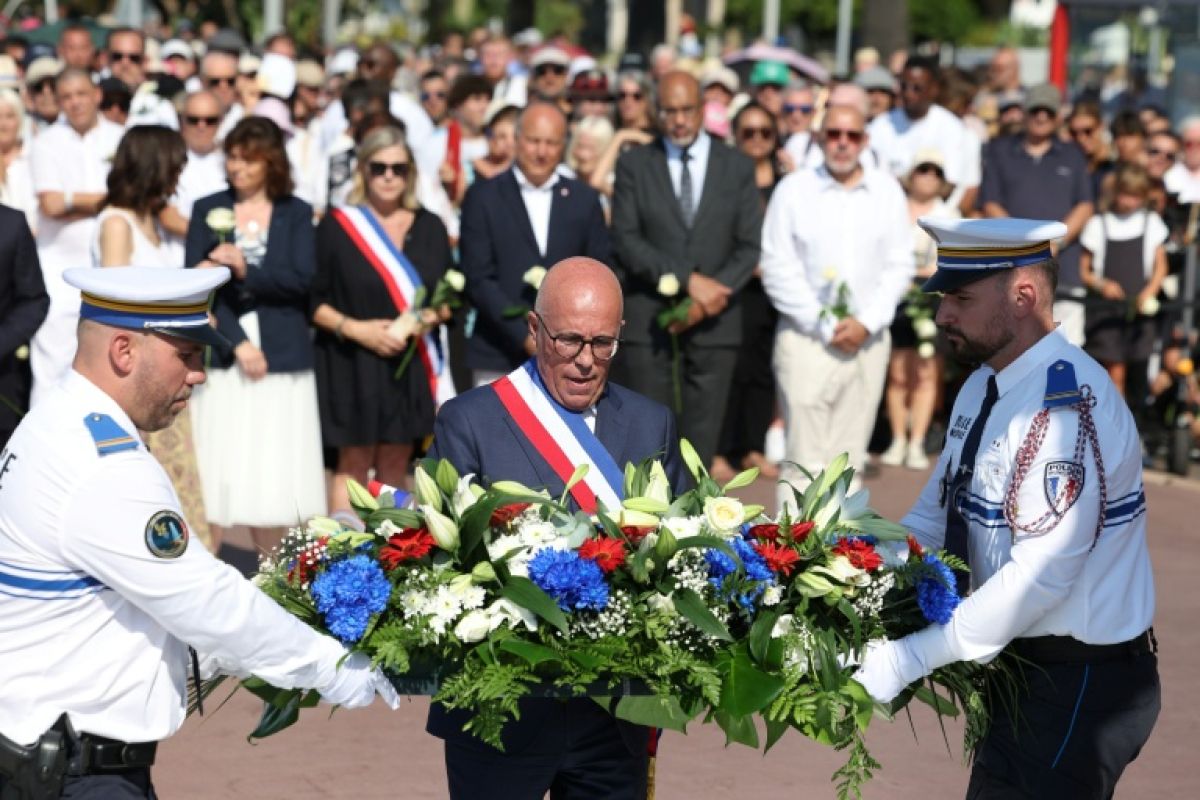 Sur la Promenade des Anglais, la mémoire blessée refait surface