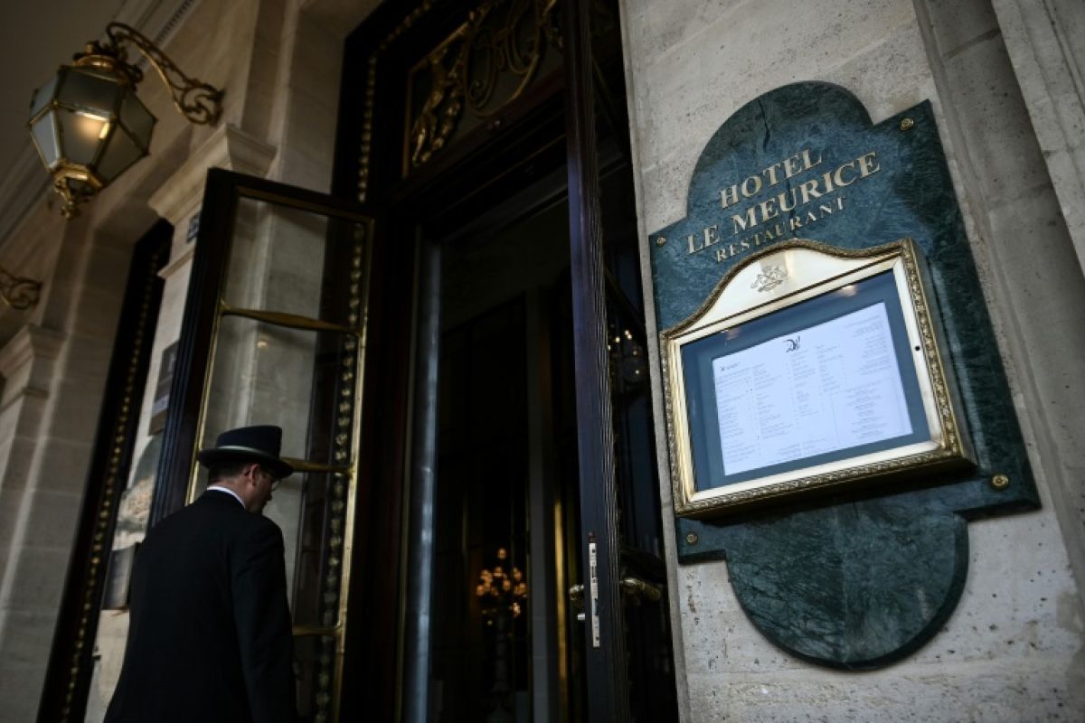 Deux palaces parisiens sacrés meilleurs hôtels du monde ex-aequo