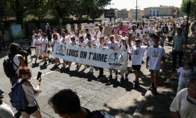 Une ville en deuil marche pour Louis, 17 ans, tué après un guet-apens