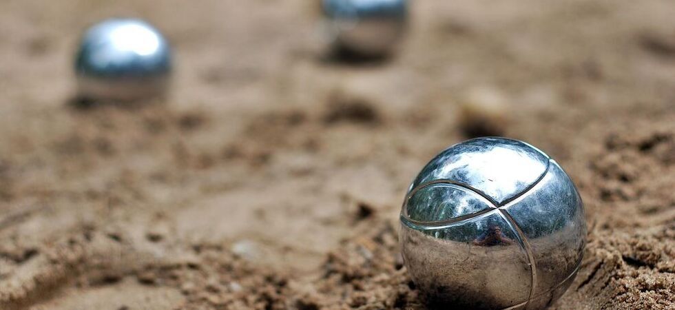 Des stars de la pétanque soupçonnées d'avoir perdu exprès pour empocher de l'argent