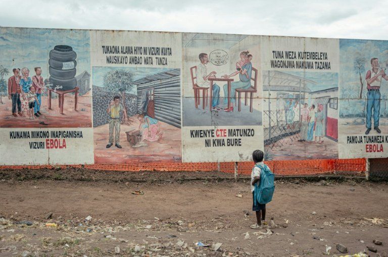 L'épidémie d'Ebola s'étend en RDC et dépasse les 400 morts