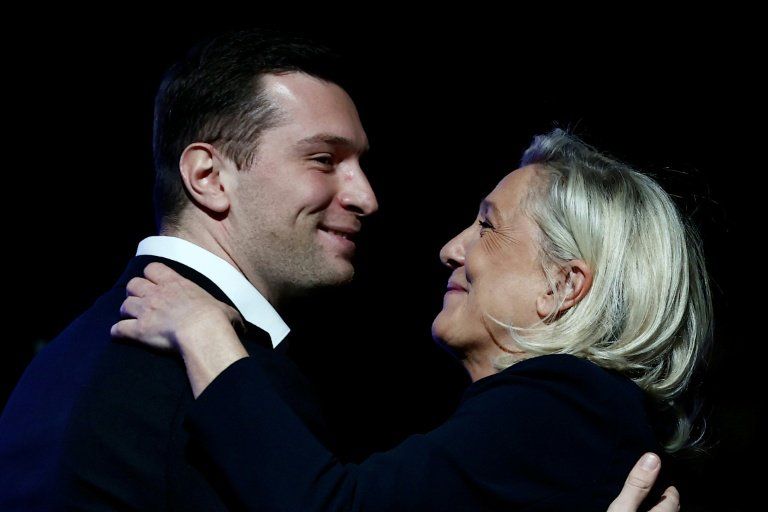 Deux visages pour un même danger : lequel fait le plus peur à ses adversaires ?