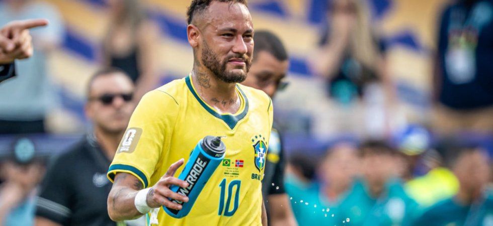 Neymar tire un trait sur la Seleção, son père le supplie de ne pas tout arrêter