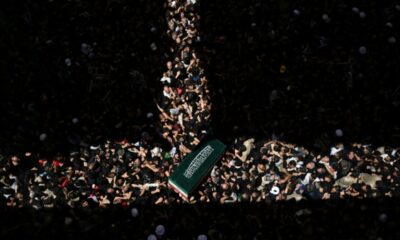 Des millions d'Iraniens aux funérailles de Khamenei, une mise en terre sous haute tension
