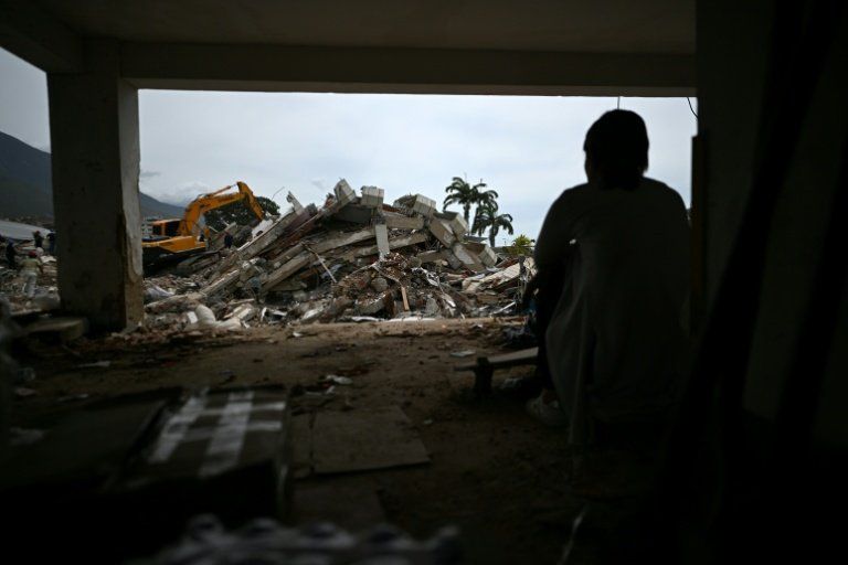 48 heures sous les gravats le miracle de la survie