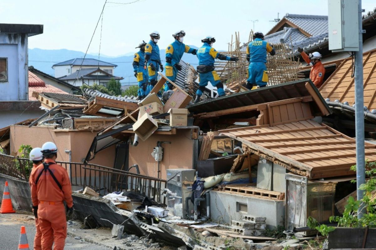 Séisme au Japon, le bilan atteint 28 morts