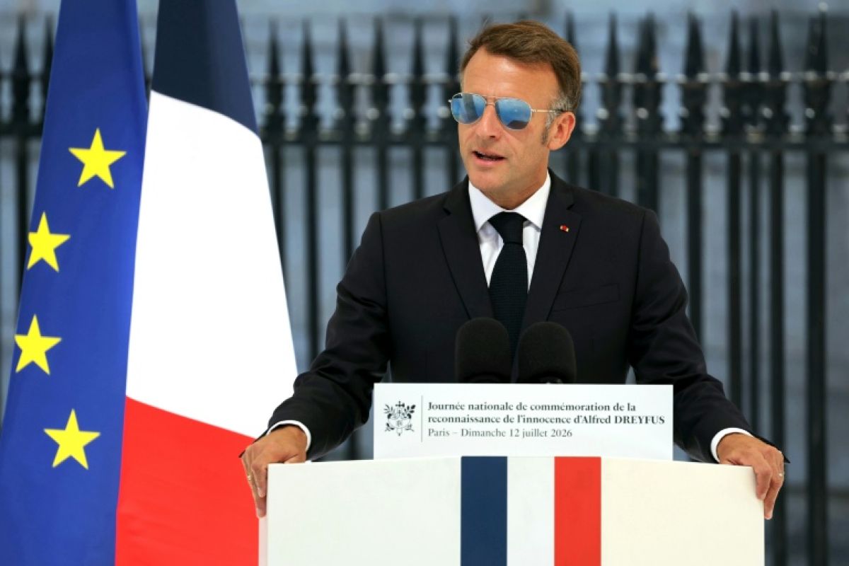 Face à la haine antisémite Macron appelle à graver les noms des Justes partout en France