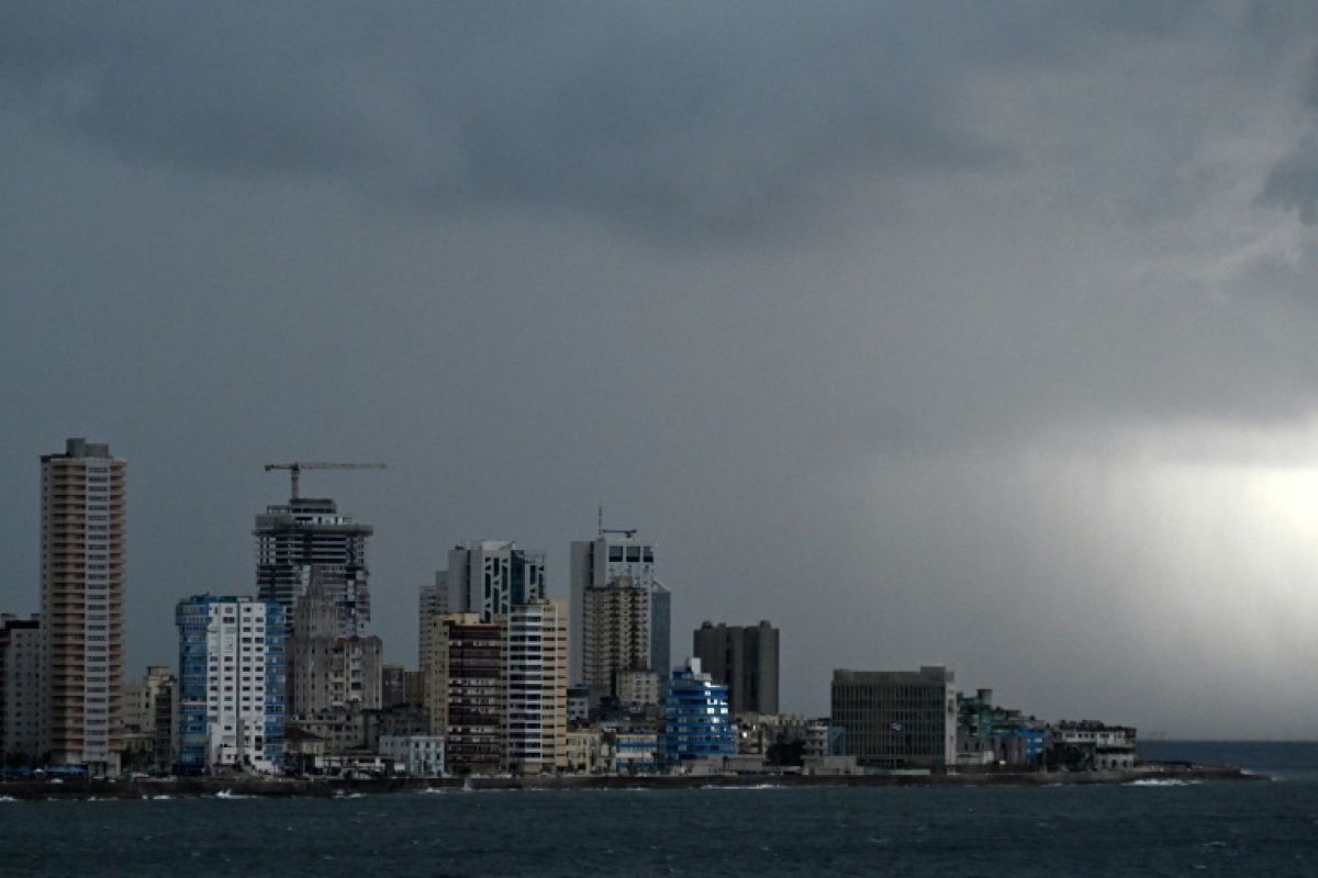 Cuba de nouveau plongée dans le noir la quatrième panne géante en six mois