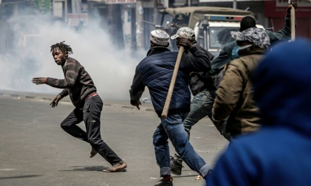 Trois euros pour un nervi le business des goons au Kenya