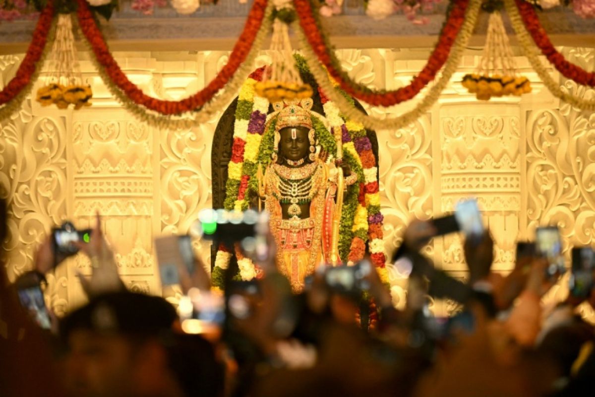 Le temple d'Ayodhya au cœur d'un vol qui fait trembler l'Inde