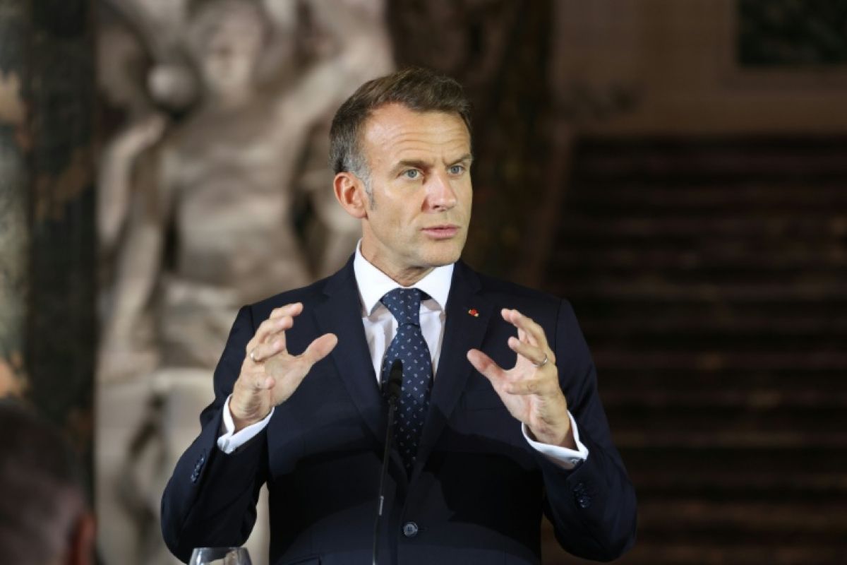 Macron méfiez vous des sondages qui annoncent Le Pen