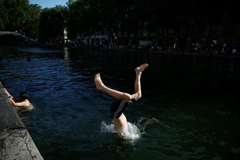 90 morts par noyade en quelques jours la canicule tue aussi dans l'eau