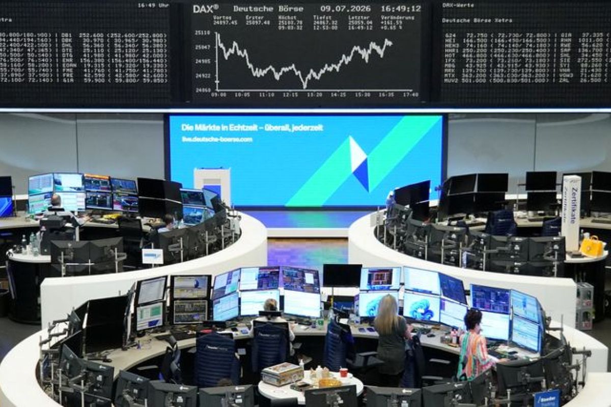 Pourquoi la Bourse monte malgré les frappes américaines contre l'Iran