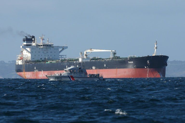 Un pétrolier russe intercepté par la France paie un million d'euros pour repartir