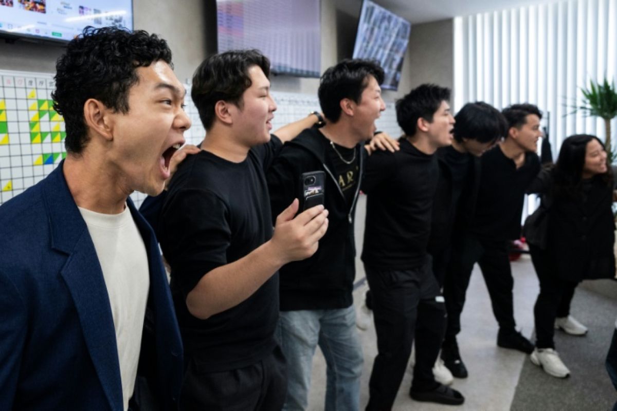 La génération Z japonaise veut remettre au goût du jour la culture du « guerrier d’entreprise »