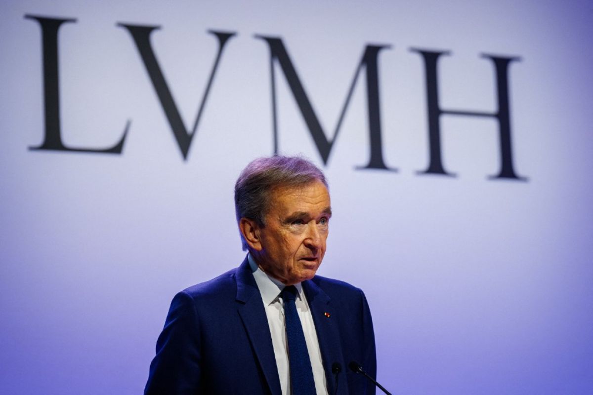Hermès détrône brièvement LVMH dans la course au luxe
