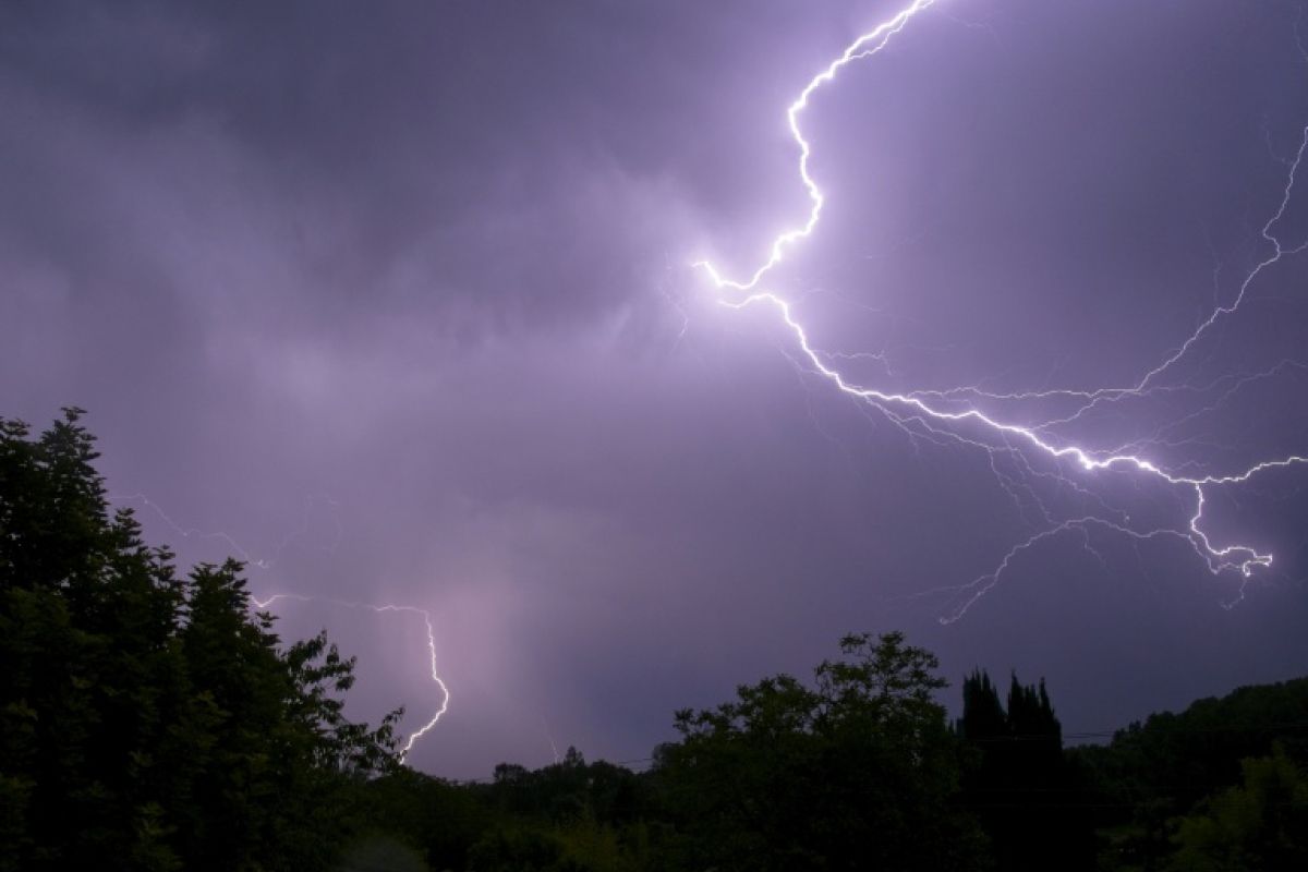 Grêle dévastatrice et orages à 120 km/h la vigilance monte d'un cran