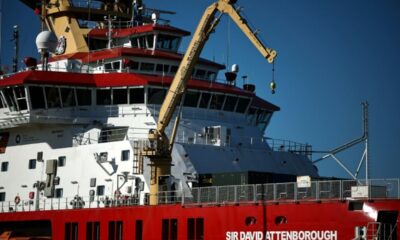 Des robots sous-marins explorent les glaciers du Groenland qui fondent à toute vitesse