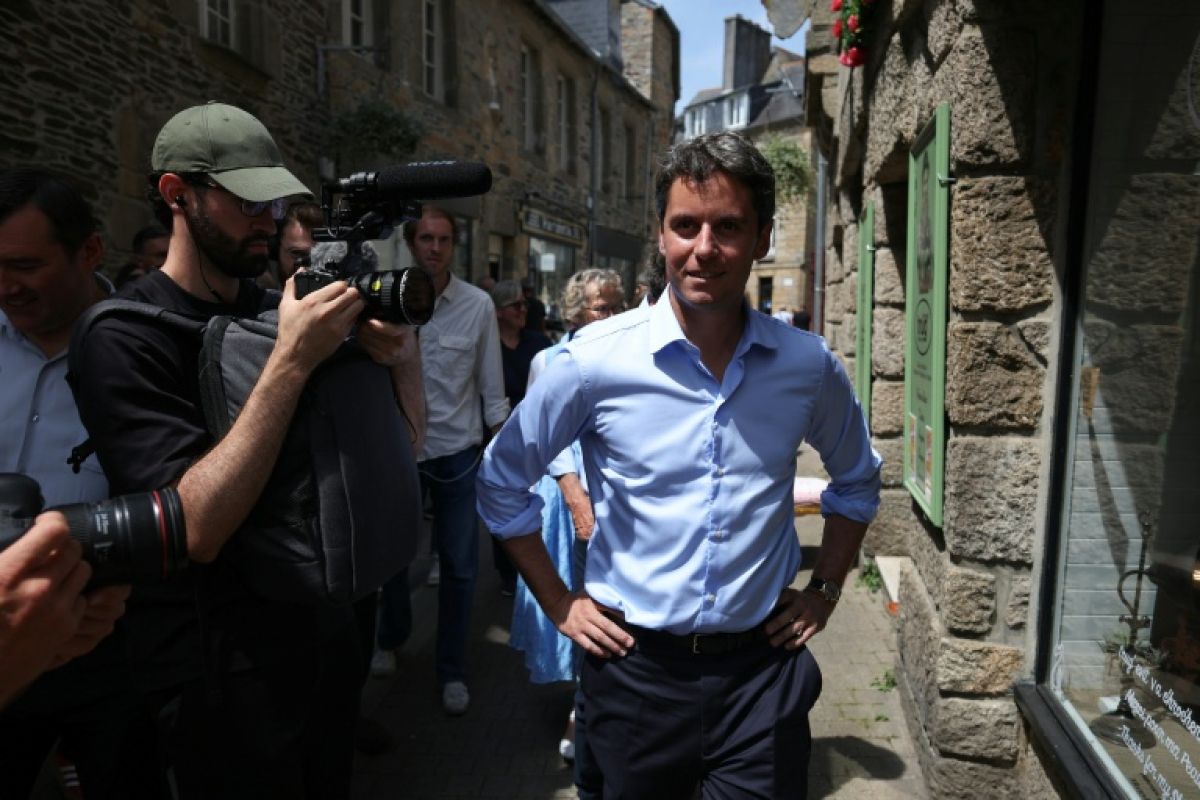 Attal s'invite en Bretagne pour planter les graines de sa présidentielle