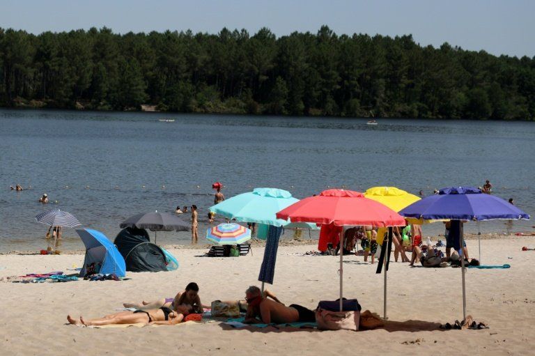 Ces grands enfants qui ne lâchent plus leurs cahiers de vacances