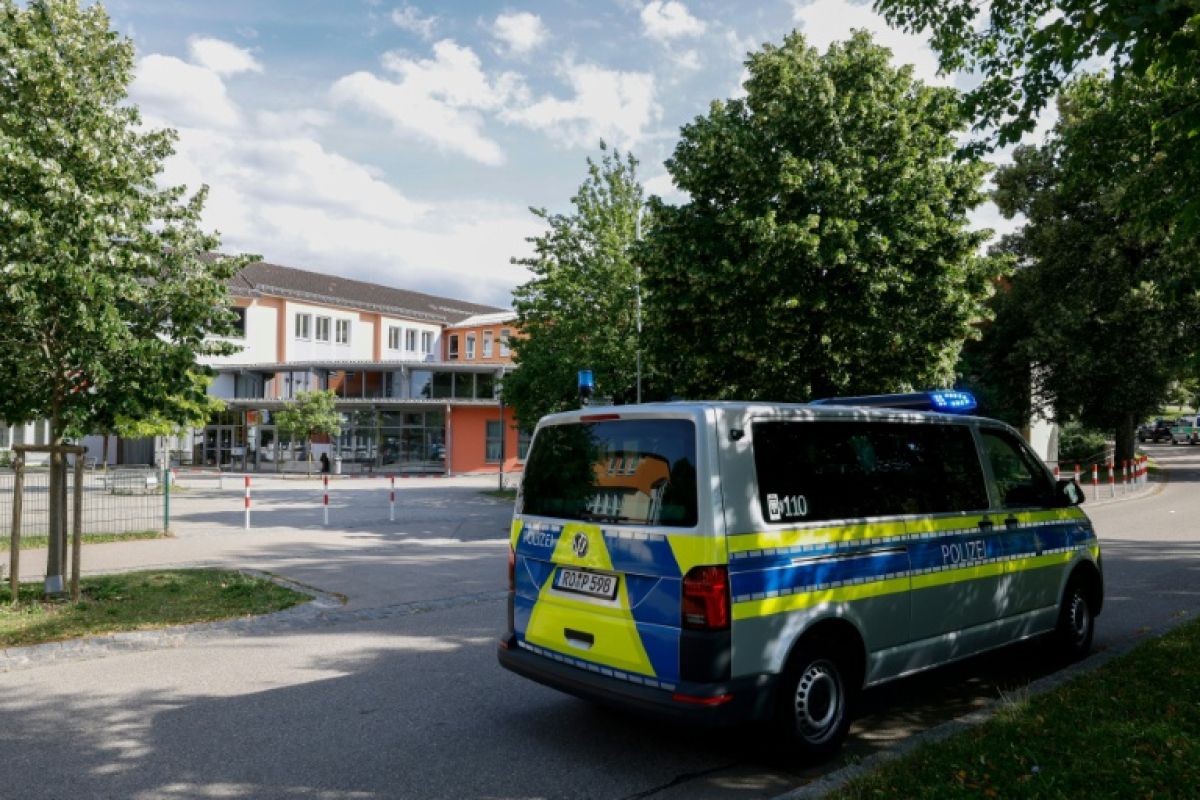 Attaque au couteau dans un collège allemand un adolescent de 16 ans interpellé