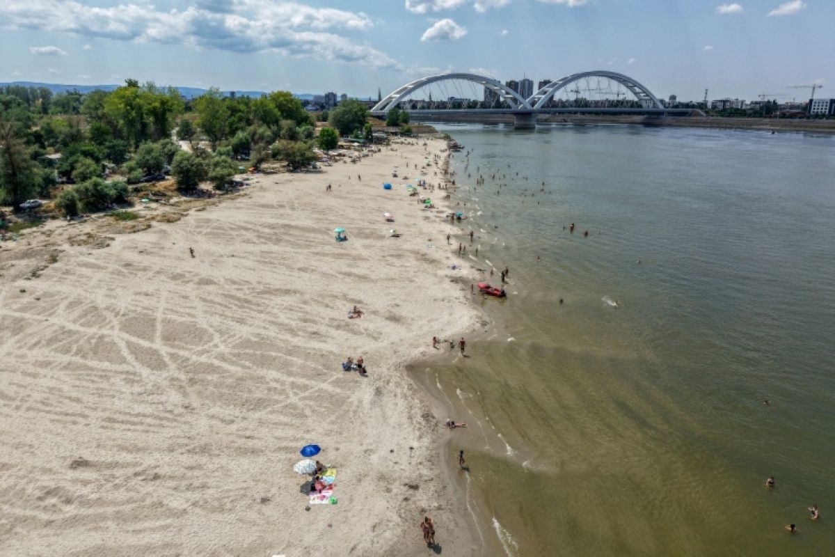 Les Balkans suffoquent le Danube se vide et le carburant ne passe plus