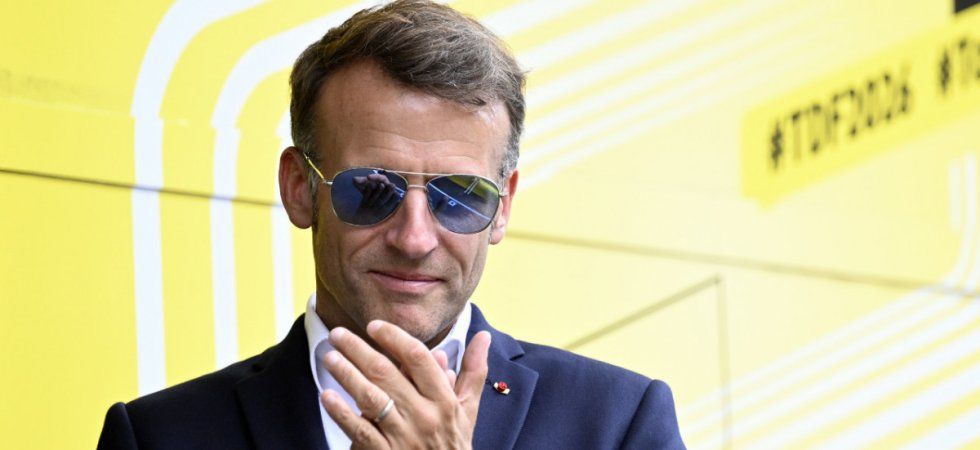 Macron retenu le 14 juillet mais prêt à décoller pour la finale des Bleus