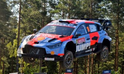 Adrien Fourmaux met tout le monde d'accord en Finlande
