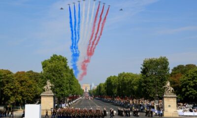 L'Europe défile en armes à Paris, l'Ukraine en tête