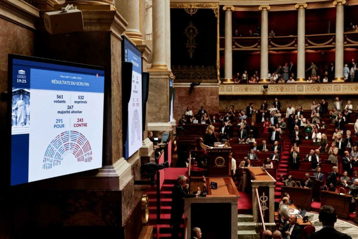 Les adversaires de la loi sur l'aide à mourir préparent déjà la contre-attaque