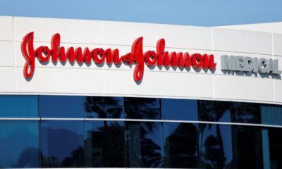 Les médicaments stars de J&J sauvent le trimestre. Les ventes de pompes cardiaques plombent l'action