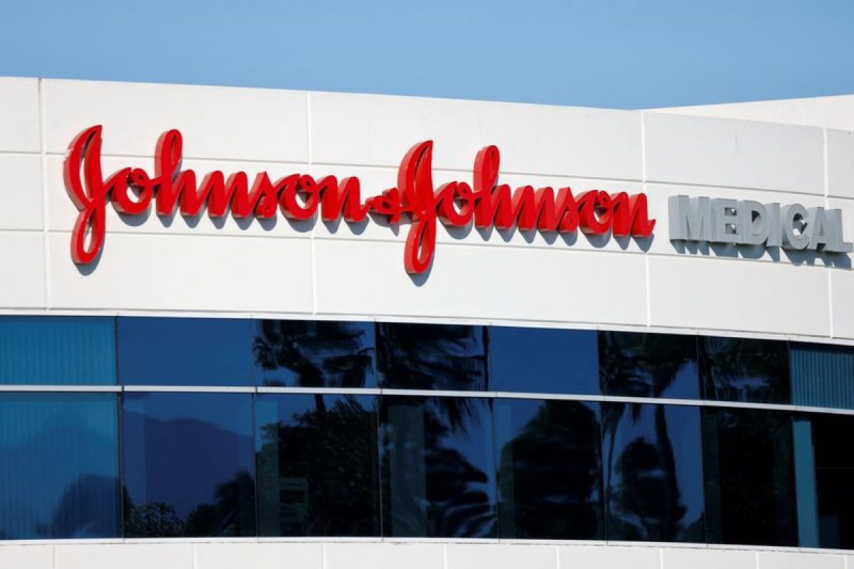 Les médicaments stars de J&J sauvent le trimestre. Les ventes de pompes cardiaques plombent l'action